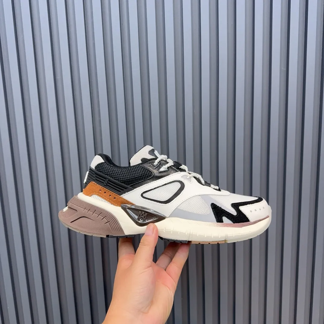 [AMIRI Amir] P: 760💰Size for couples: Female 35-40; Male 39-44; (Customized at 45.46) AMIRI Amir New Autumn and Winter Products New Autumn Latest Catwalk Couple Color Block Bread Casual Sports Shoes Series〰 Full of detailed casual fashion style New generation of bone shoes popular classic upgrades Super comfortable and super popular! AUTRY is an exclusive version of AUTRY couple casual shoes from a high street brand in Los Angeles. Many celebrity Internet celebrities have the same style. Chinese new rapper Xiaobai Gali, Wang Yibo, Yang Mi and other Internet celebrity bloggers are competing for their feet. The three-dimensional molded metal logo on the side of the AJ1 shoe is on par with Nike's popular Fog. The heroic value instantly has a bit of punk rock flavor, all showing fashion sense and street style... ▪ Upper: original custom-made cowhide + original custom-made breathable mesh ▪Inner lining: original customized breathable mesh ▪Outsole: original molded two-color TPU rubber combination outsole.